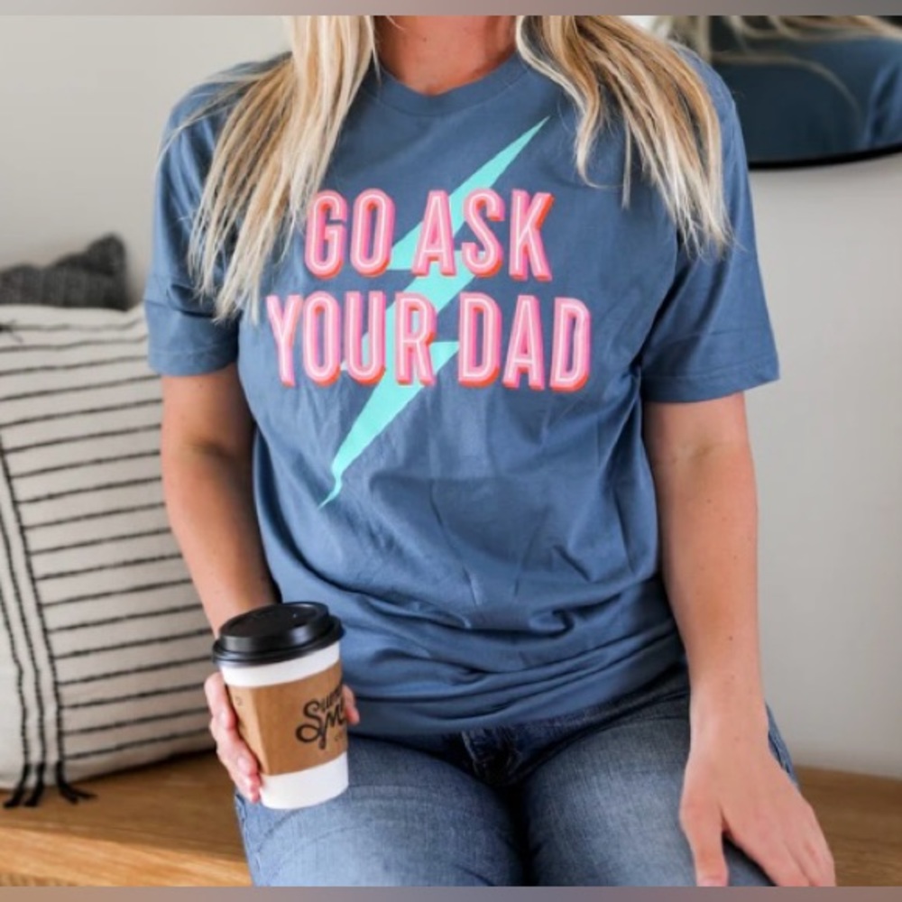 JadeLynn Brooke-Things She Loves T’Shirt | Size XL